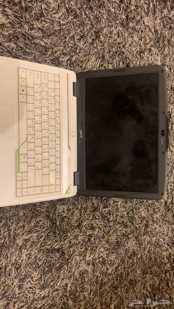 لاب توب ايسر شبه جديد 1