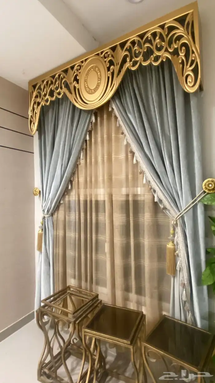 ستاره وطاولات 0