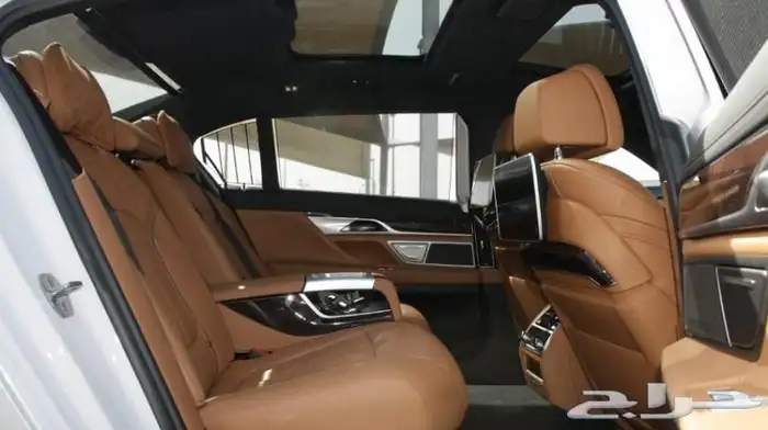 بي إم دبليو 740Li Luxury 6
