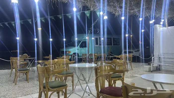 للتشغيل كوفي مجهز بوفية كامل مع موقع مميز 0