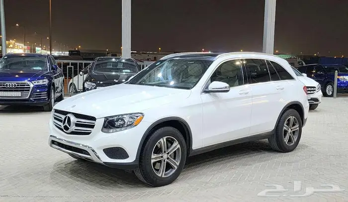 مرسيدس GLC300 2017 بحالة ممتازة 7