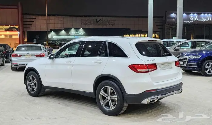 مرسيدس GLC300 2017 بحالة ممتازة 6