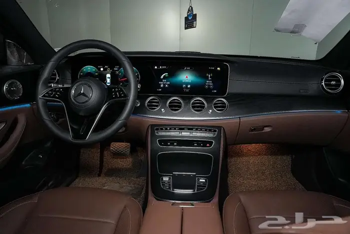 مرسيدس E250 AMG 2023 ابيض ممشي 14000 كم 12