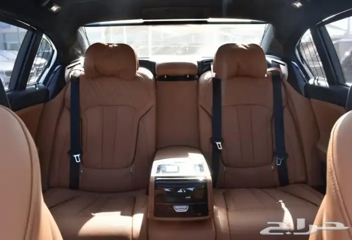 بي إم دبليو 740Li Luxury 7