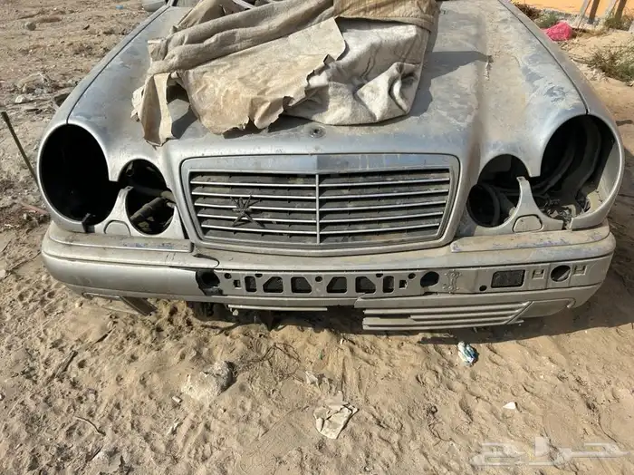 للبيع مرسيديس ابوعيون قطع غيار تشليح موديل 1999 9