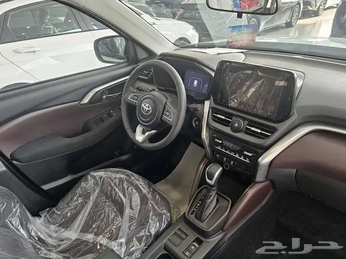 تويوتا اوربان GL موديل 2026 31