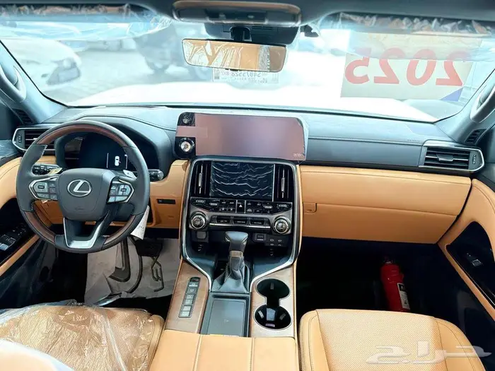 جيب لكزس LX600 BB ابيض 2025 باقل سعر بالسوق (545900) 2