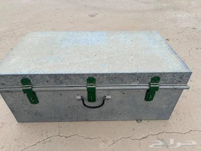 كرسي مرجيحة وصندوق تخزين للبيع 3