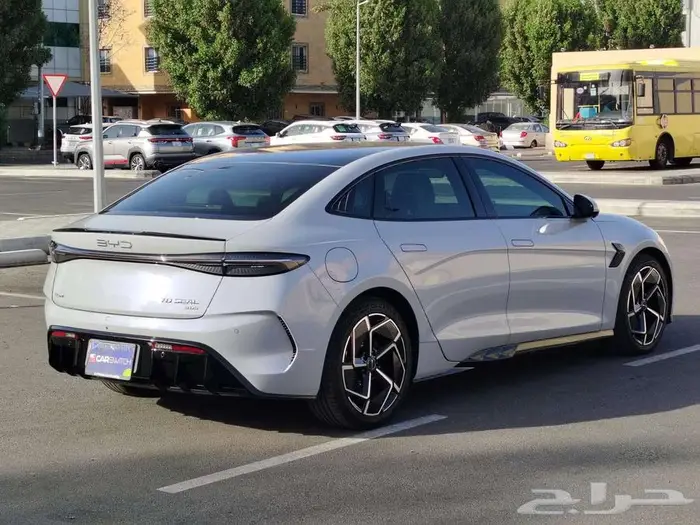 BYD SEAL   بي واي دي سيل 5