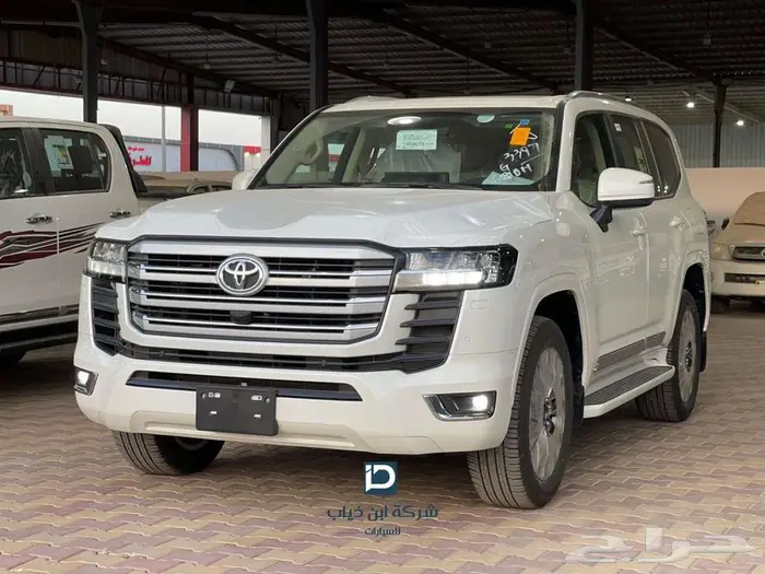 تويوتا لانكروزرGXR 2025L4بنزين 0