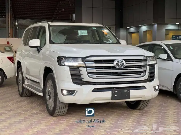تويوتا لانكروزرGXR 2025L4بنزين 5