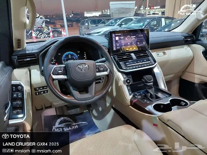لاندكروزر GXR4 بنزين 2025 8