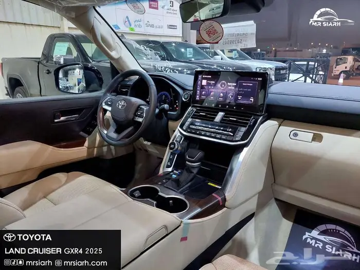 لاندكروزر GXR4 بنزين 2025 13