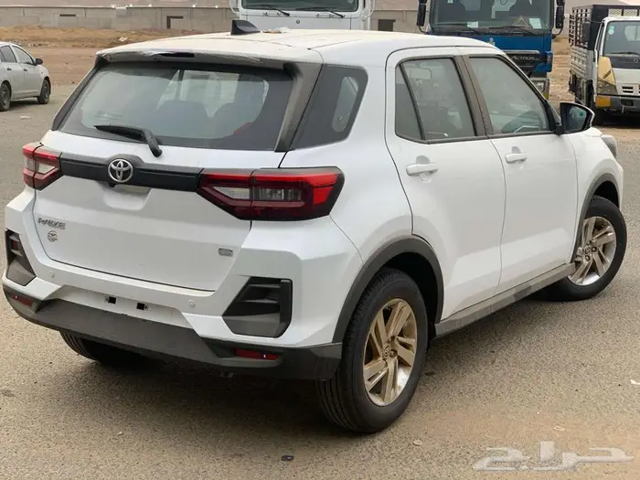 تويوتا رايز 1.2 ستاندر 2024 6