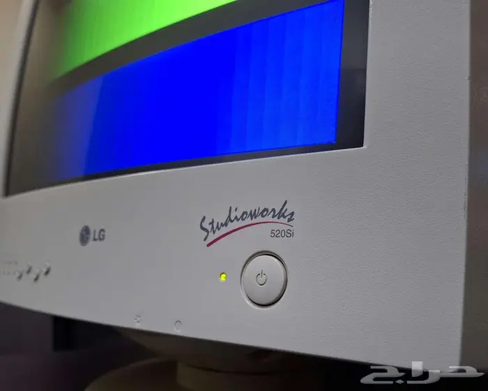 LG Studioworks 520Si CRT Monitor شاشة كمبيوتر قديمة 1