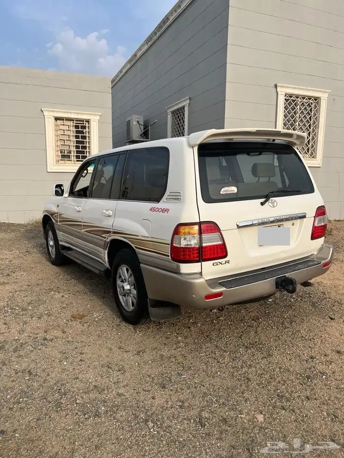 لاندكروزر 2005 1