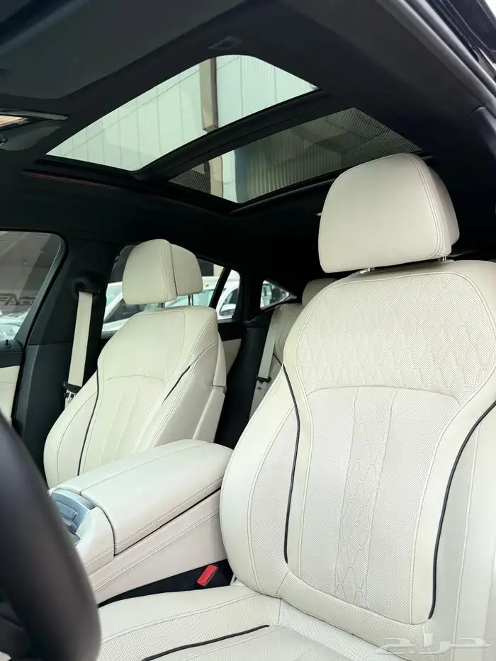 بي ام دبليو X6 2020 M50i- ام كت 8 سلندر عداد قليل نظيف جدا 11
