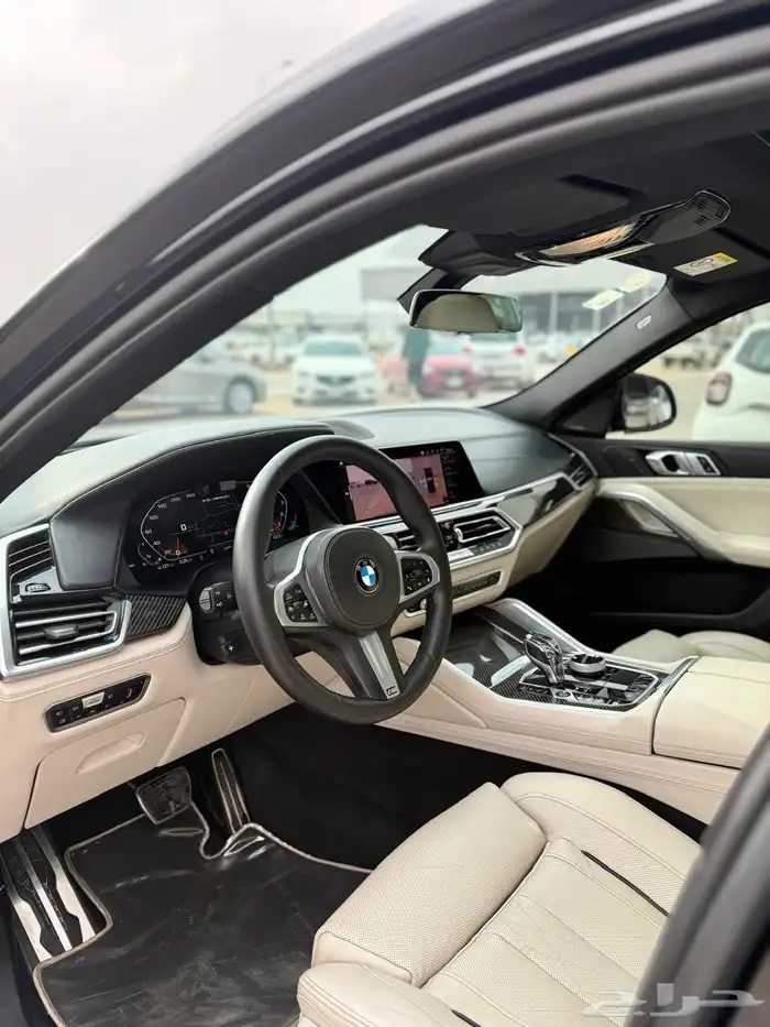 بي ام دبليو X6 2020 M50i- ام كت 8 سلندر عداد قليل نظيف جدا 10