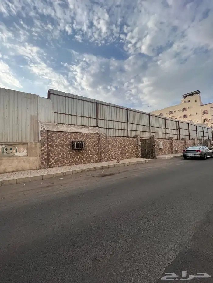 عدد خمس فلل للبيع 5