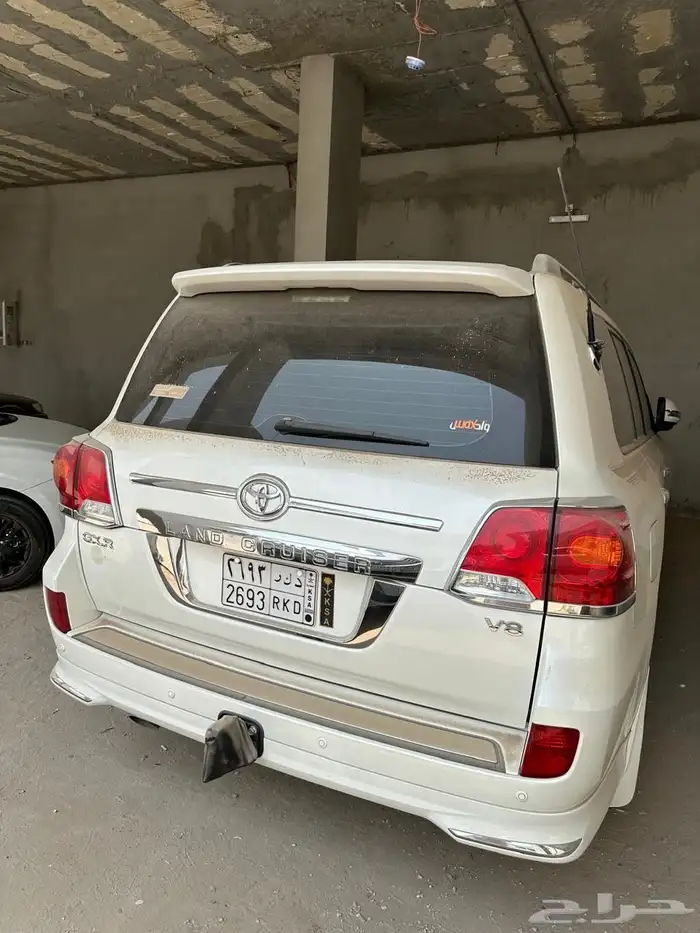 جيب لاند كروزر 4