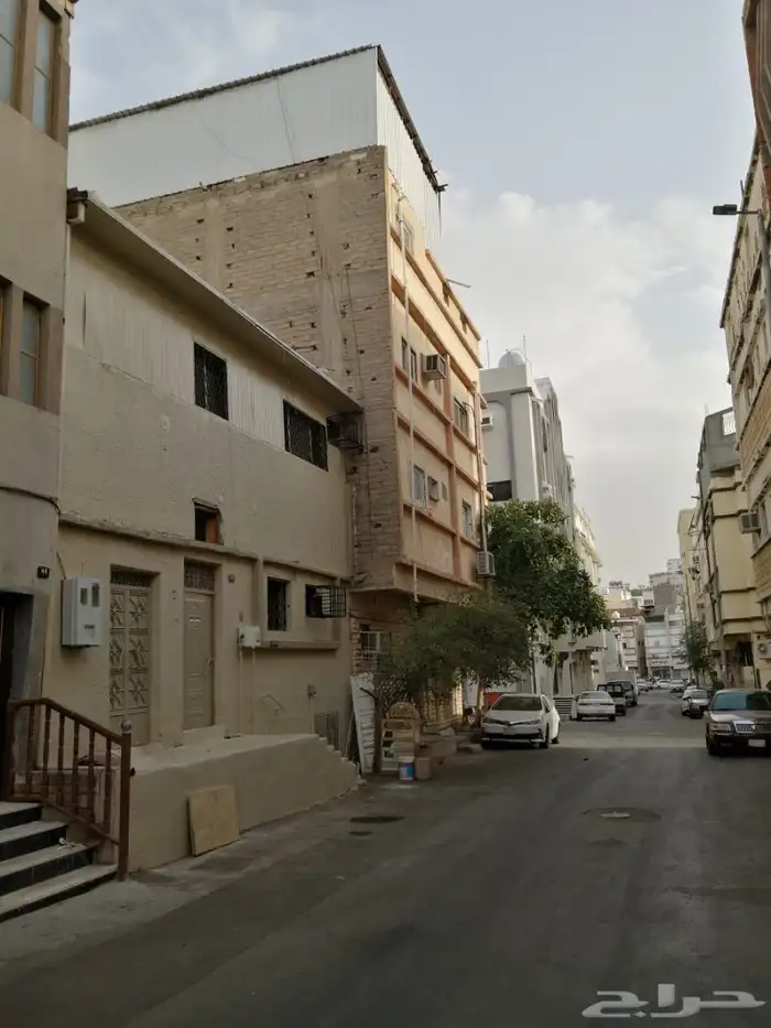 بيت شعبي دورين مساحة 81 م على شارع 10 م 1