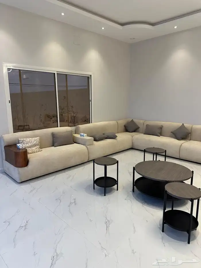 استراحة فاخره بموقع استراتيجي و عائد مضمون 10