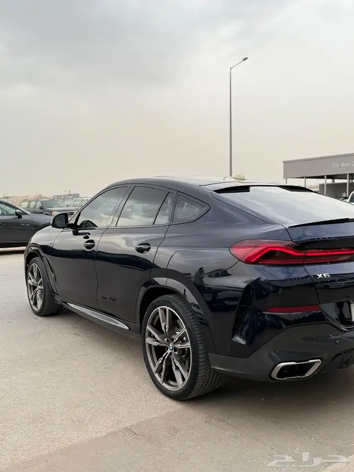بي ام دبليو X6 2020 M50i- ام كت 8 سلندر عداد قليل نظيف جدا 4