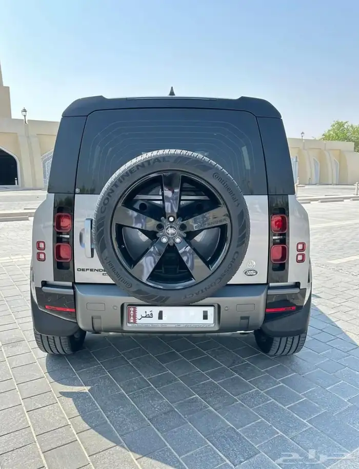 لاند روفر ديفندر HSE V6 1