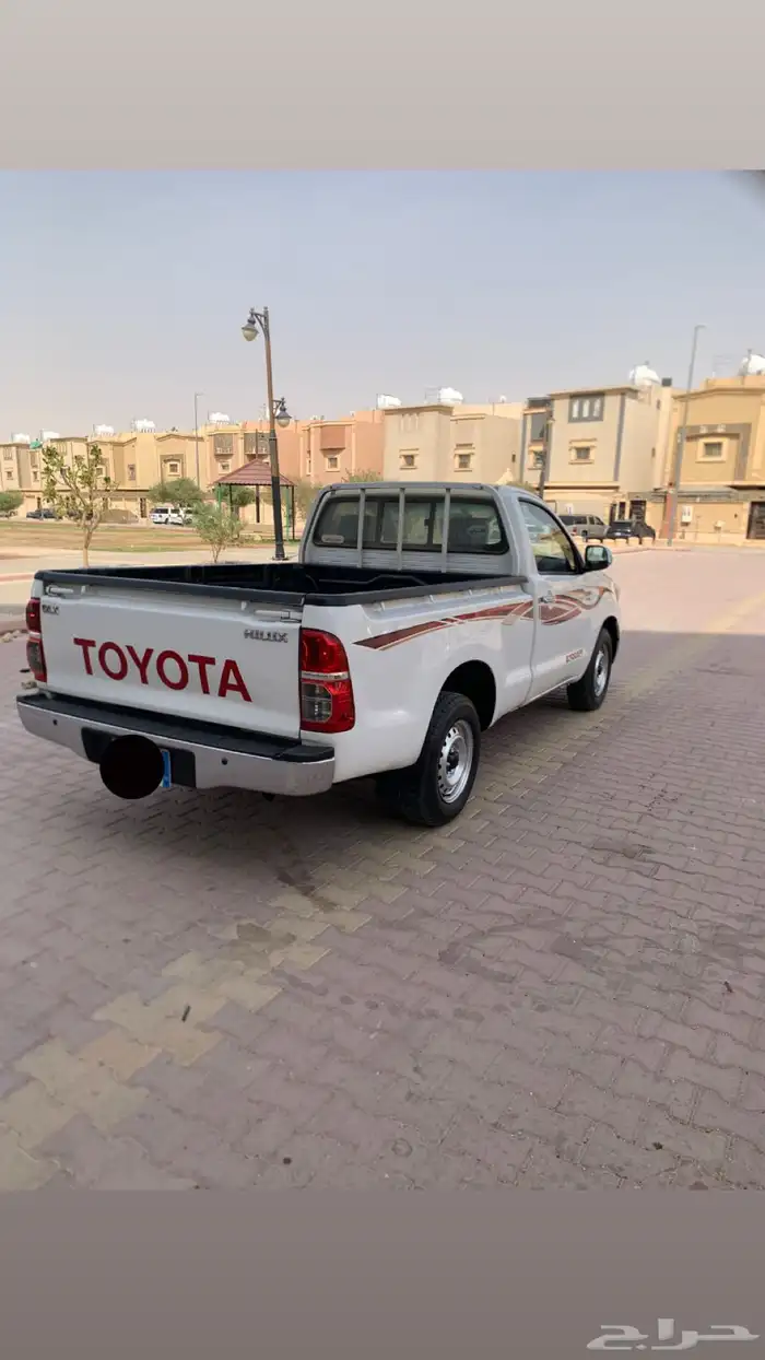 هايلوكس غماره 2015 GLX 4