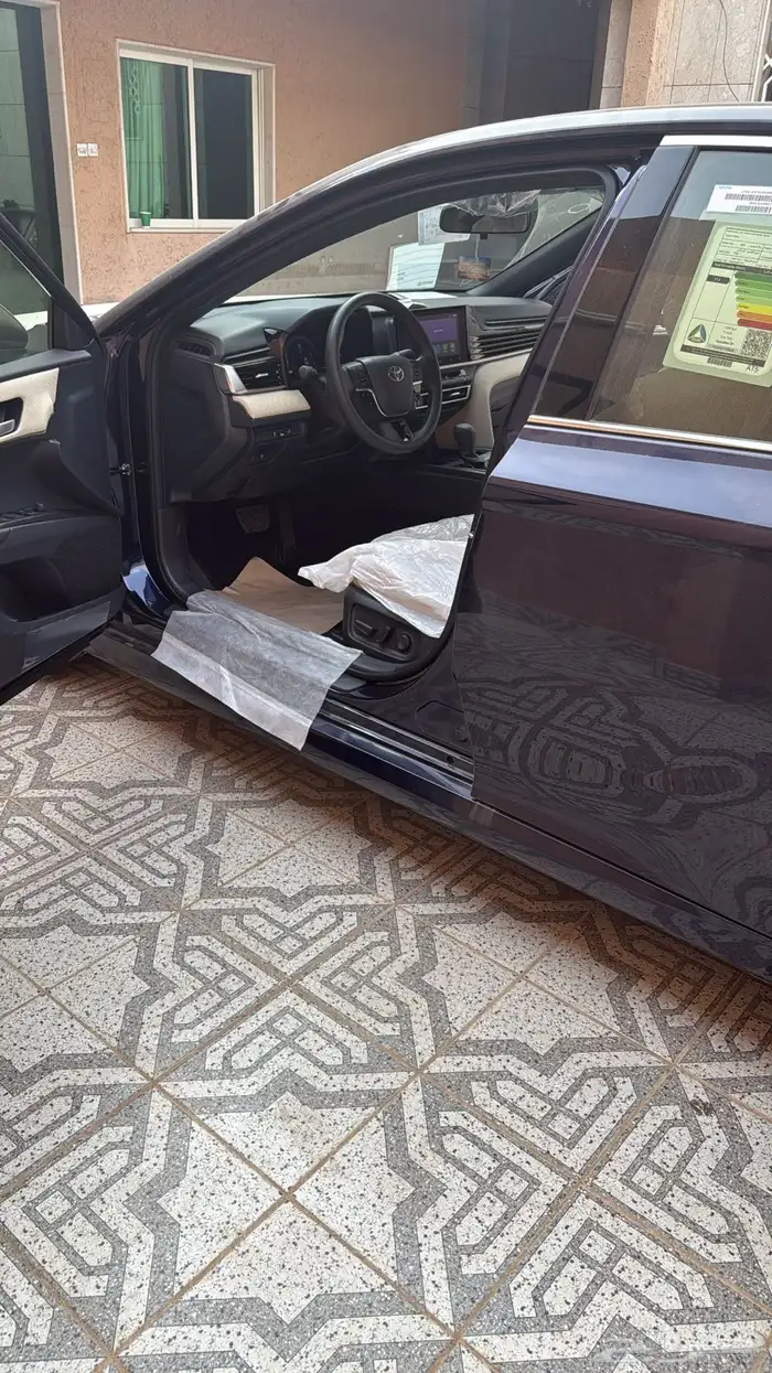 كامري 2025 كحلي ستاندر بنزين E 4