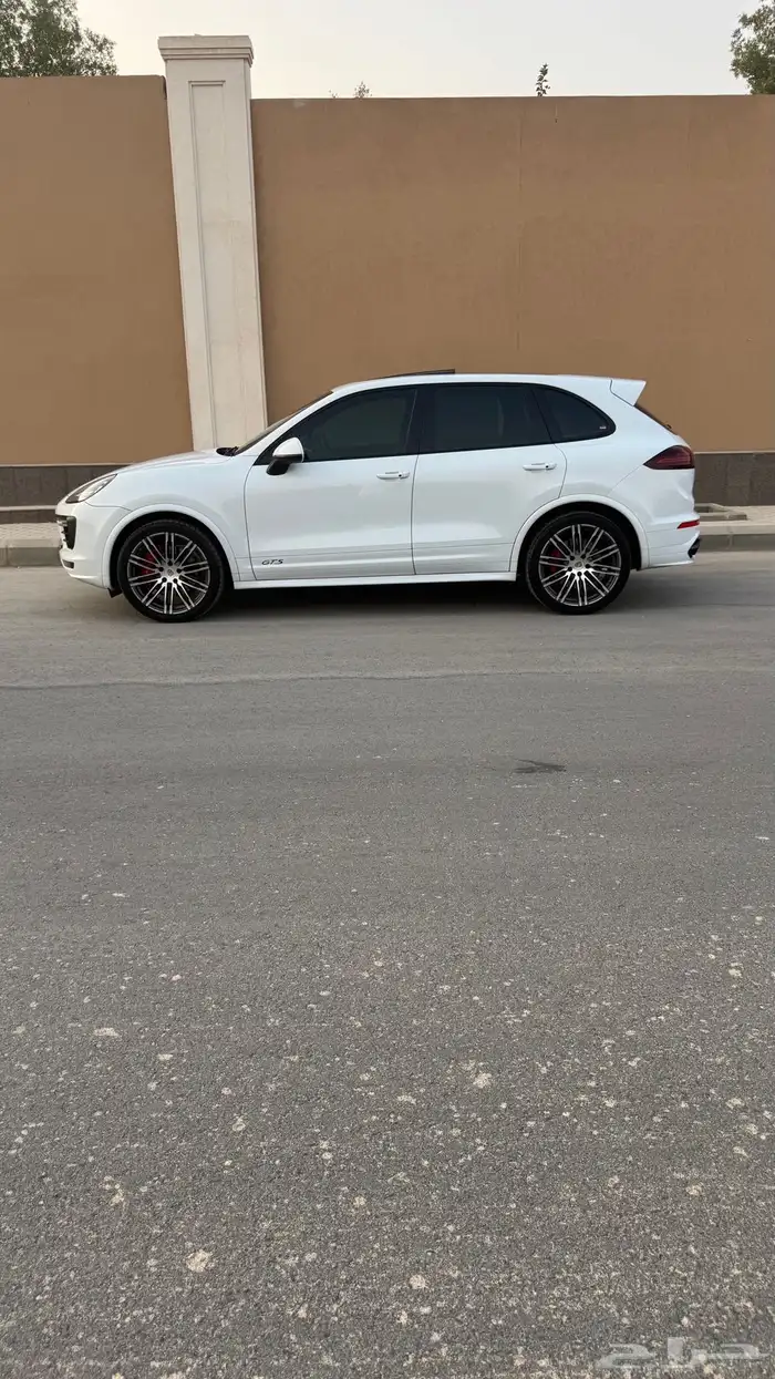 للبيع بورش كايين GTS 1