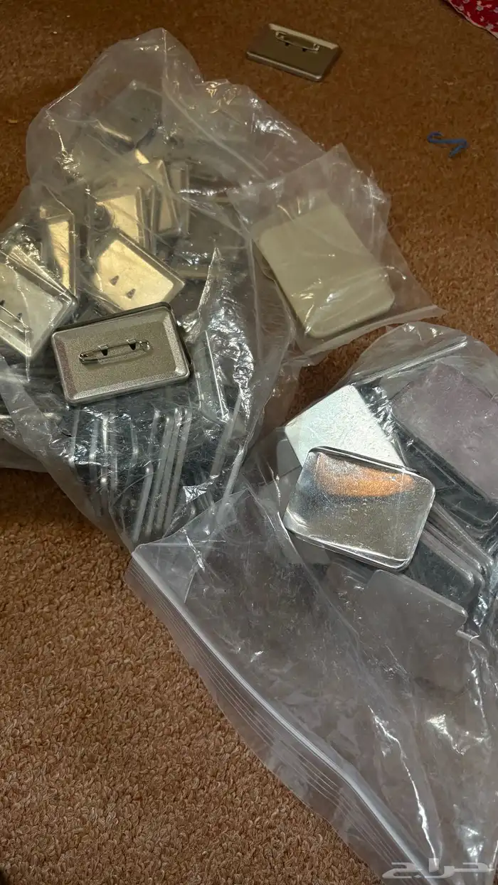 مكبس يدوي للشعارات جديد 1