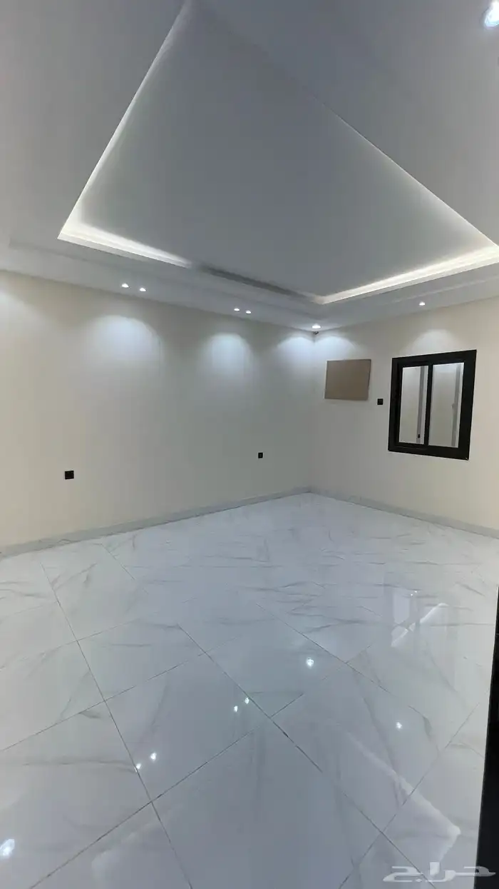 دور للبيع في ولي العهد 1 2