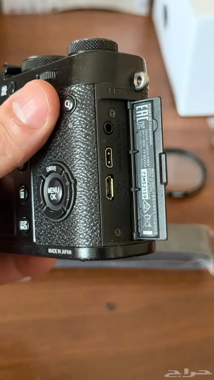 كاميرا فوجي Fuji X100F سوداء Black مع اكسسوارات 6