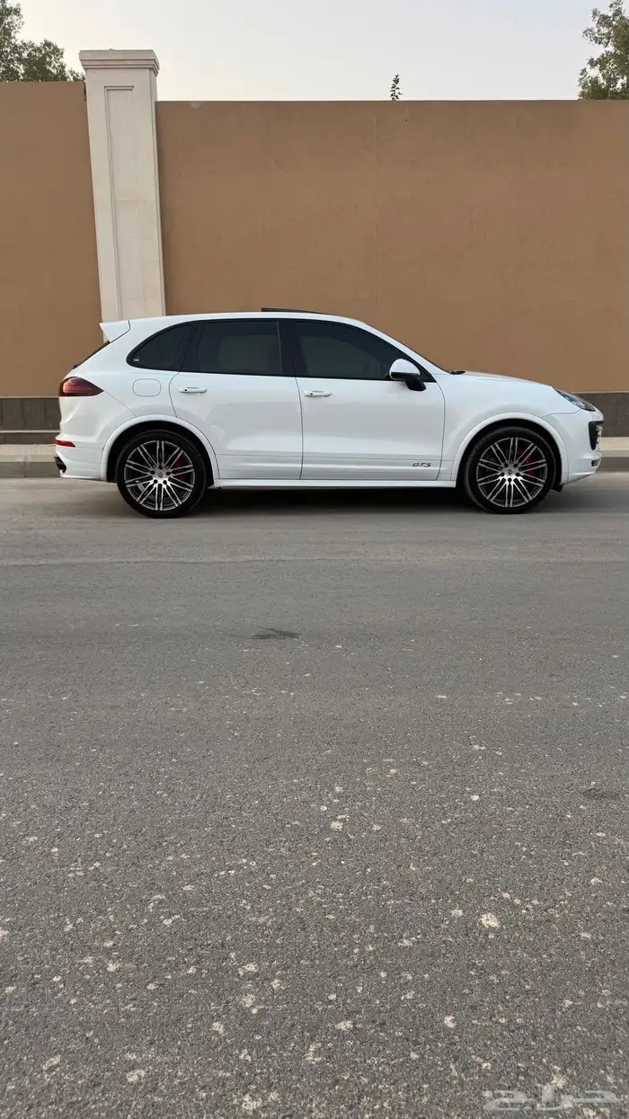 للبيع بورش كايين GTS 4
