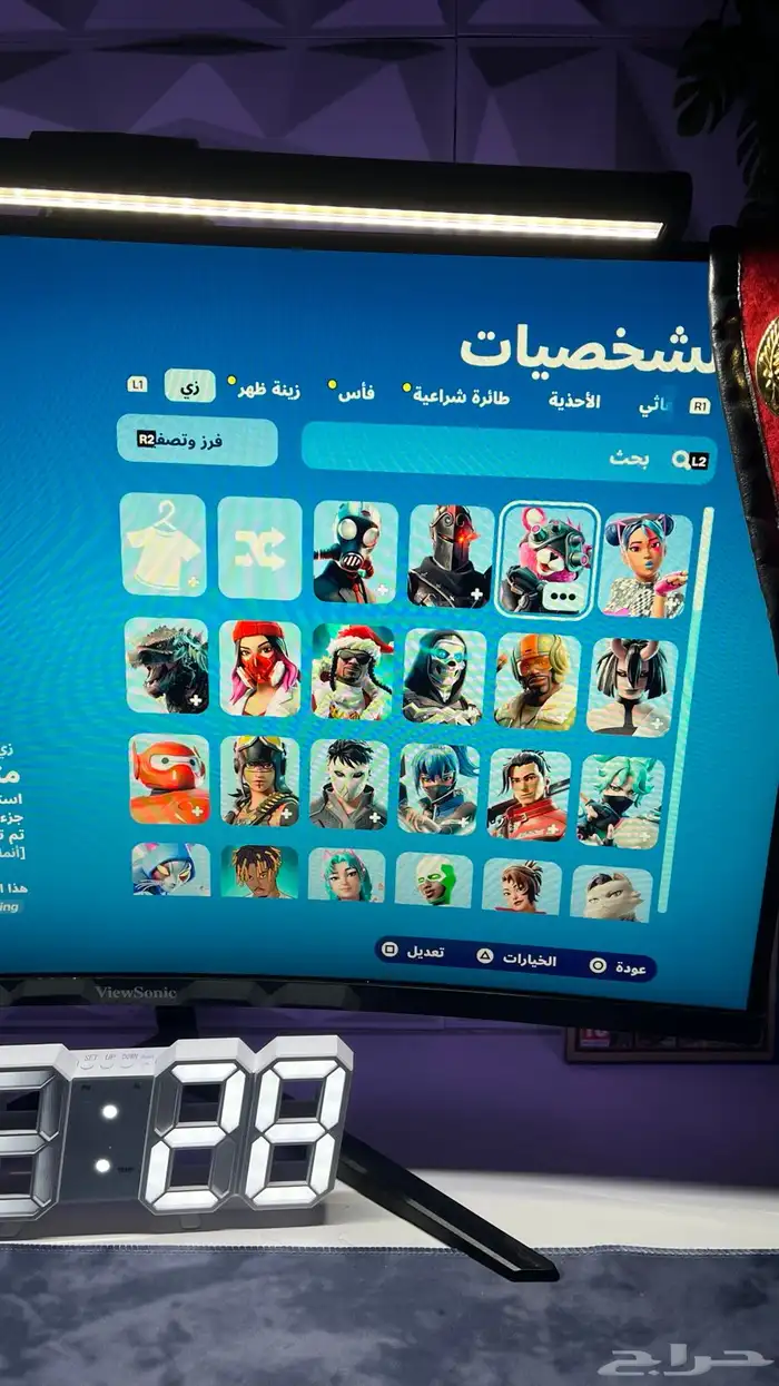 حساب فورت يربط سوني فيه 106 سكن فيه 800 فيبوكس على السوم 5