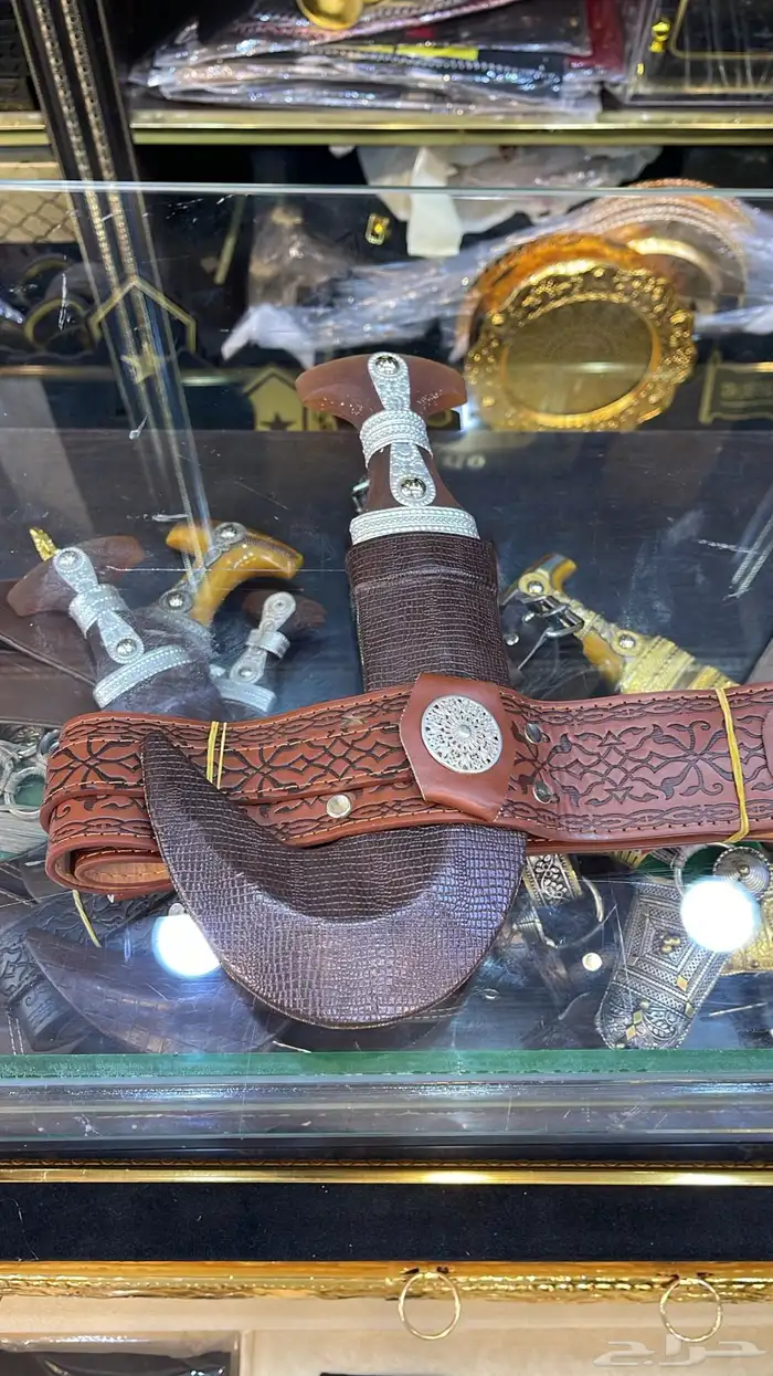 هدايا رجالية بشت سيف درع تخرج ترقية تقاعد زواج 49