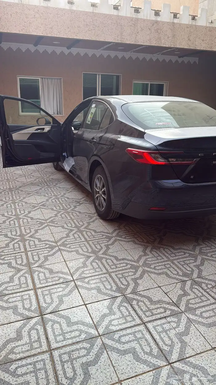 كامري 2025 كحلي ستاندر بنزين E 1