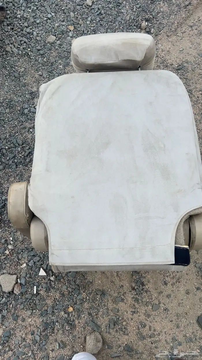 يوجد لدي مقعده جمس منفصلة 6