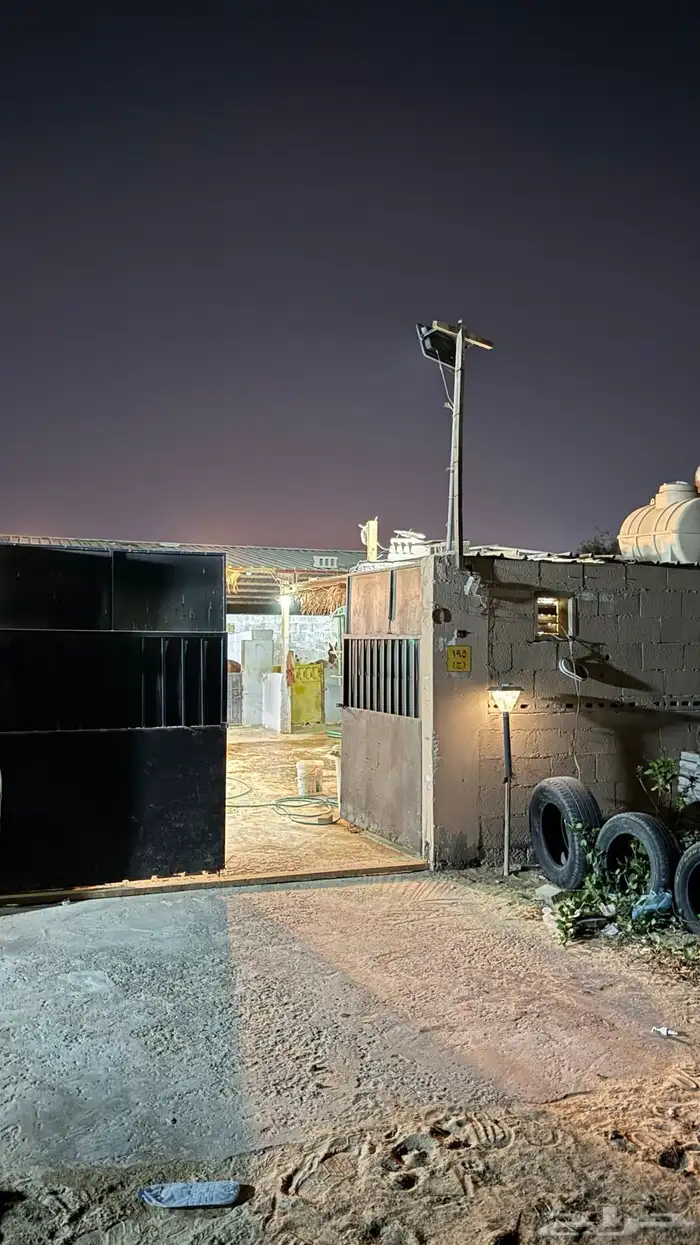 اسطبل للبيع 0