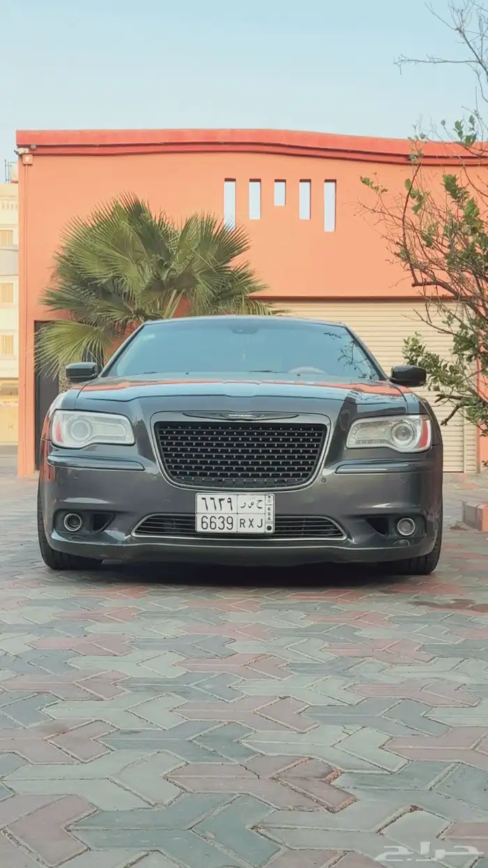 كرايسلر 2014 نظيف للبيع العاجل 8