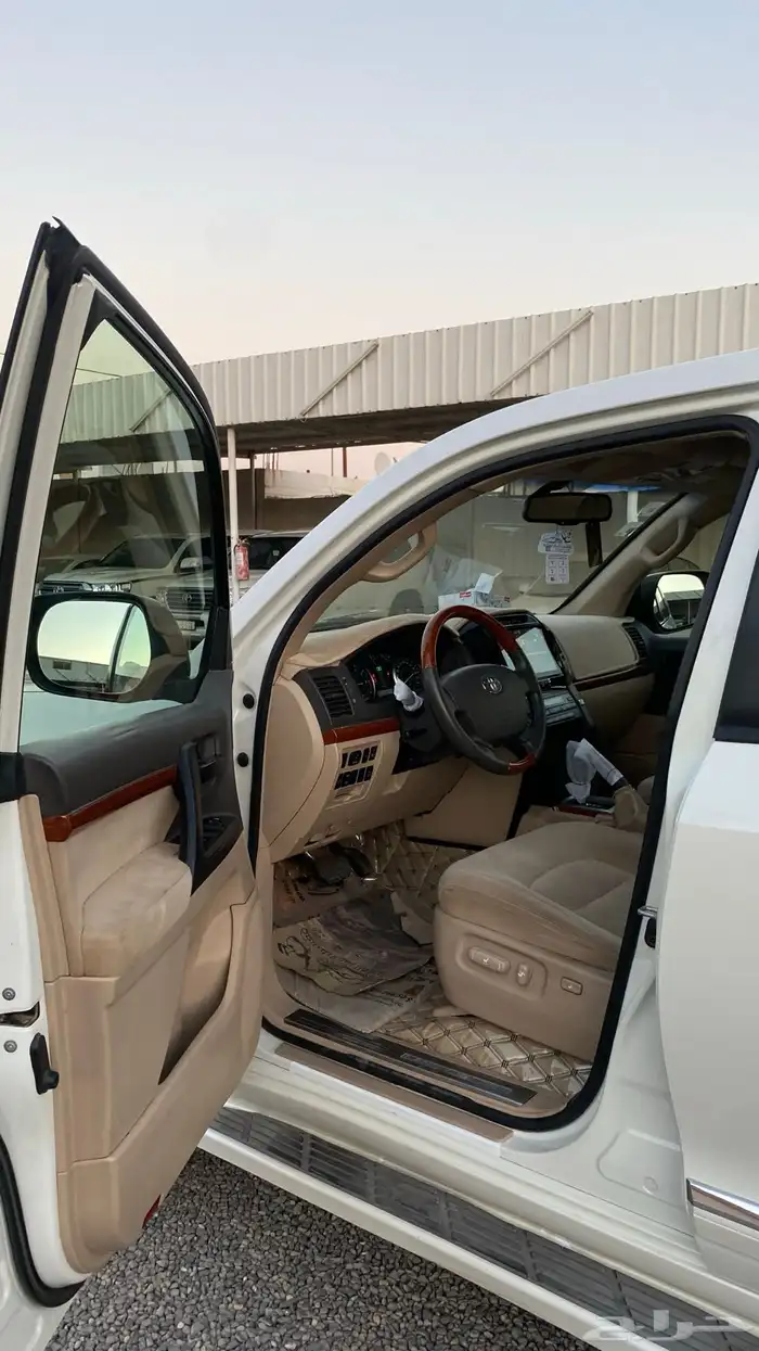 تويوتا لاندكروزر 2013 فل كامل (( تم البيع )) 10