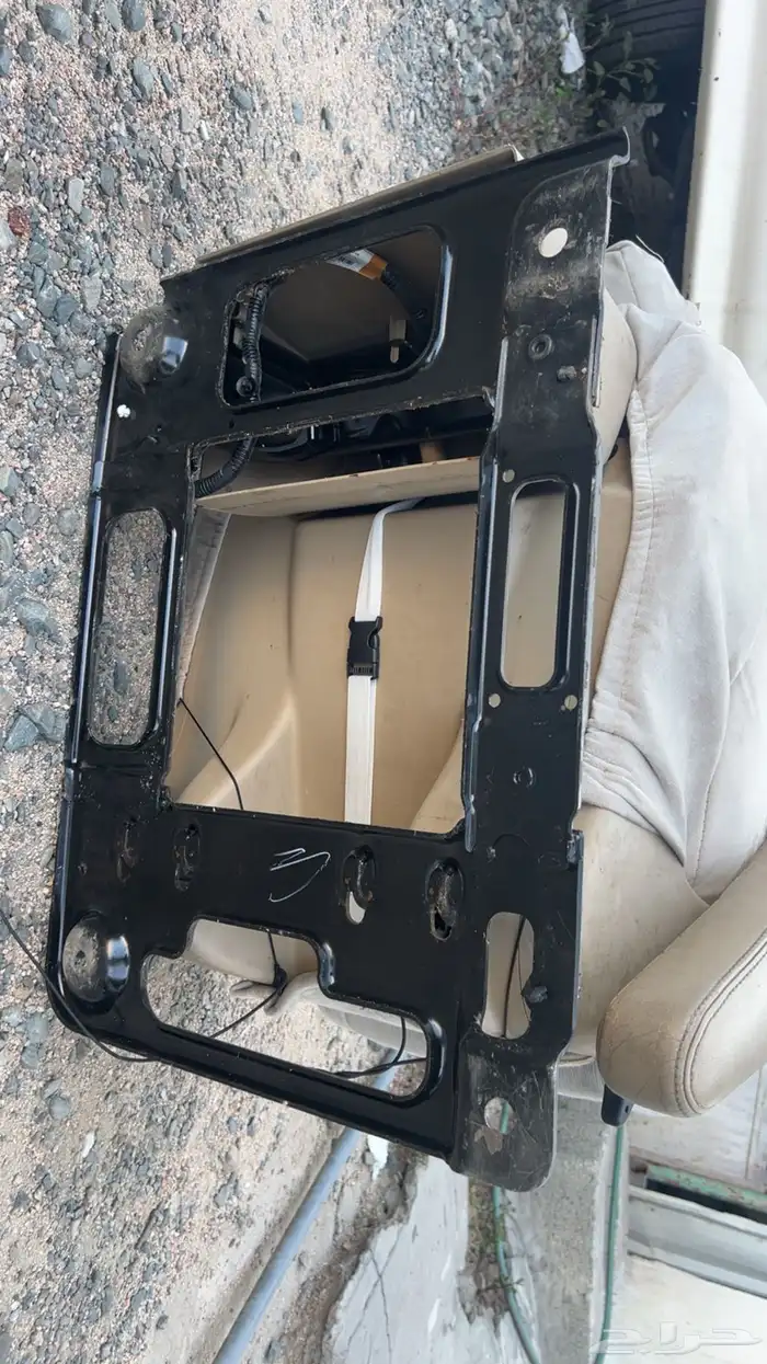 يوجد لدي مقعده جمس منفصلة 7