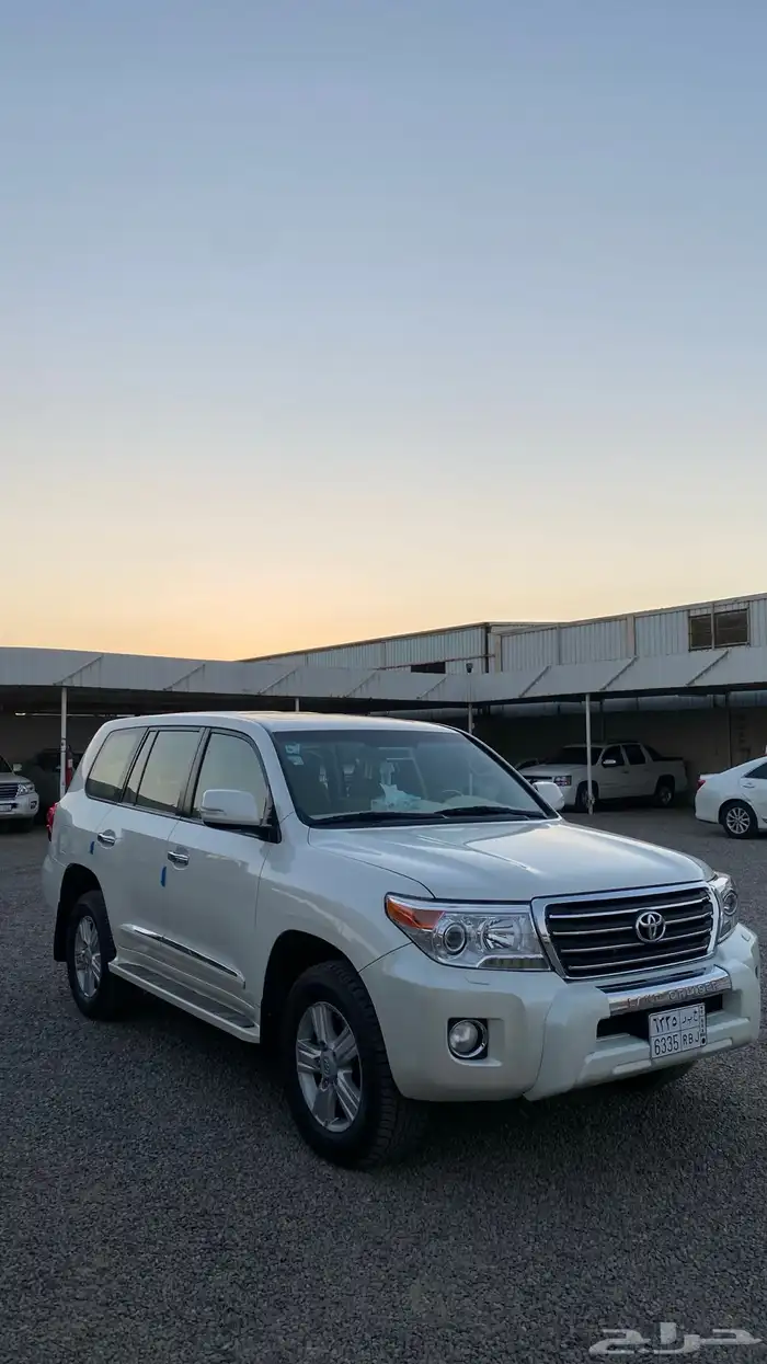 تويوتا لاندكروزر 2013 فل كامل (( تم البيع )) 3