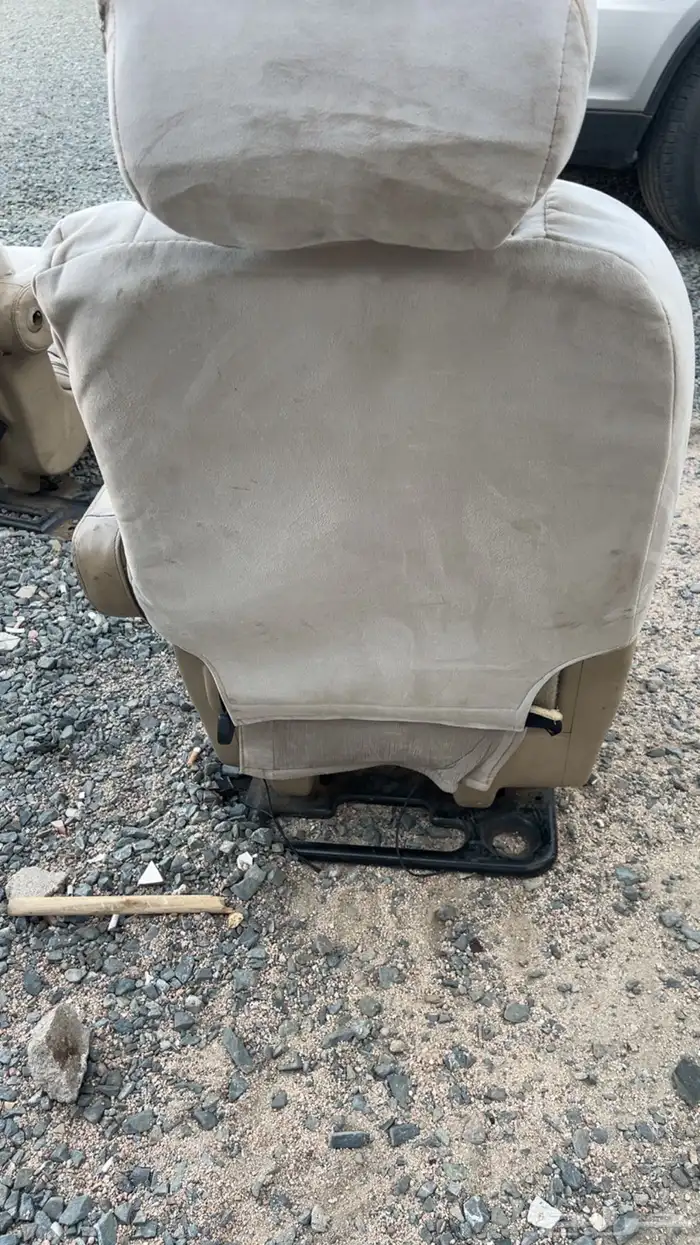 يوجد لدي مقعده جمس منفصلة 3