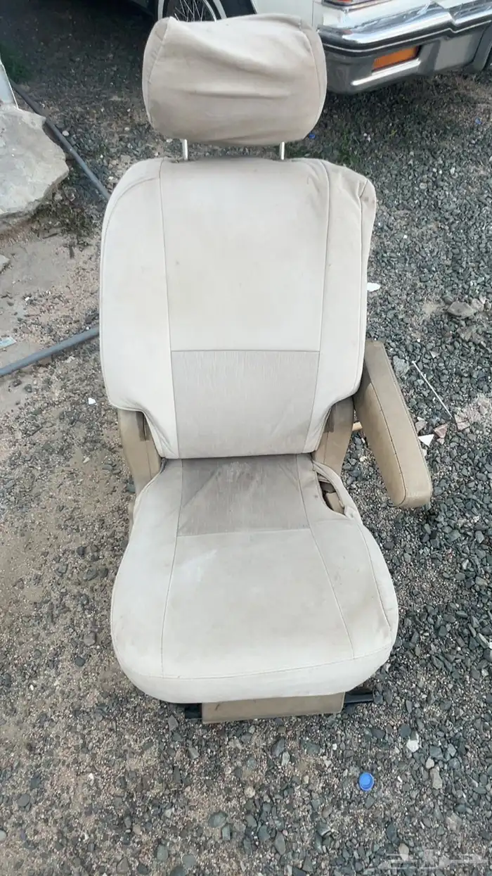 يوجد لدي مقعده جمس منفصلة 1