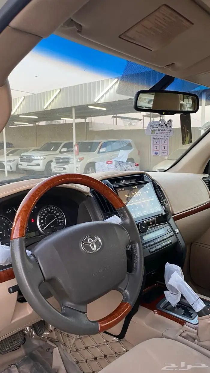 تويوتا لاندكروزر 2013 فل كامل (( تم البيع )) 14