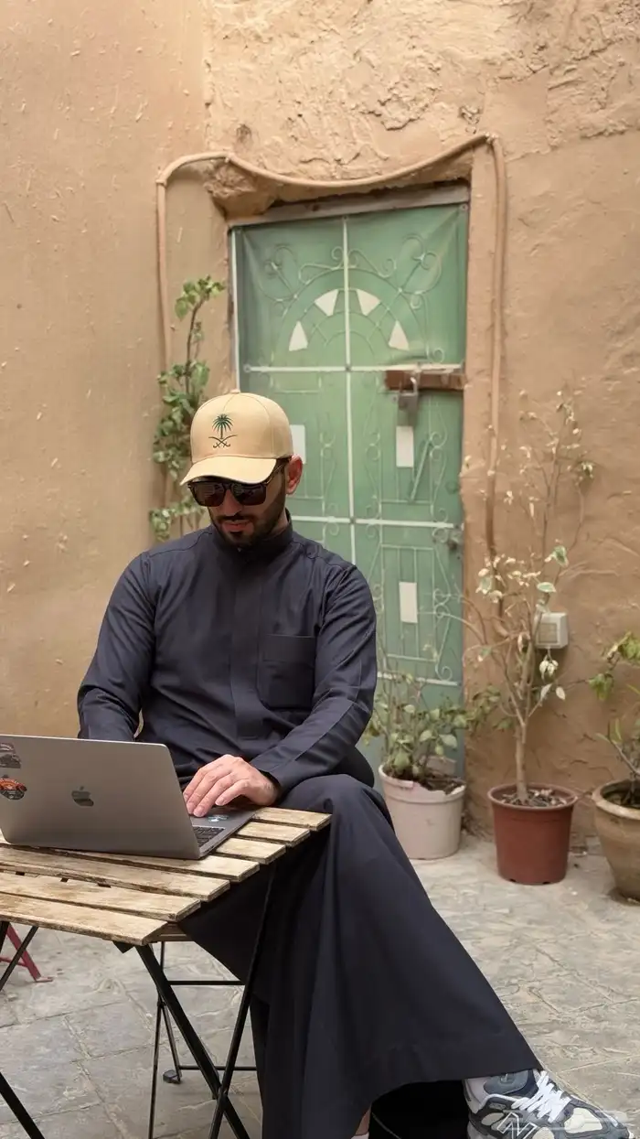 وشاحات شالات هدايا اليوم الوطني تطريز طباعة تصنيع خاص بنا 12