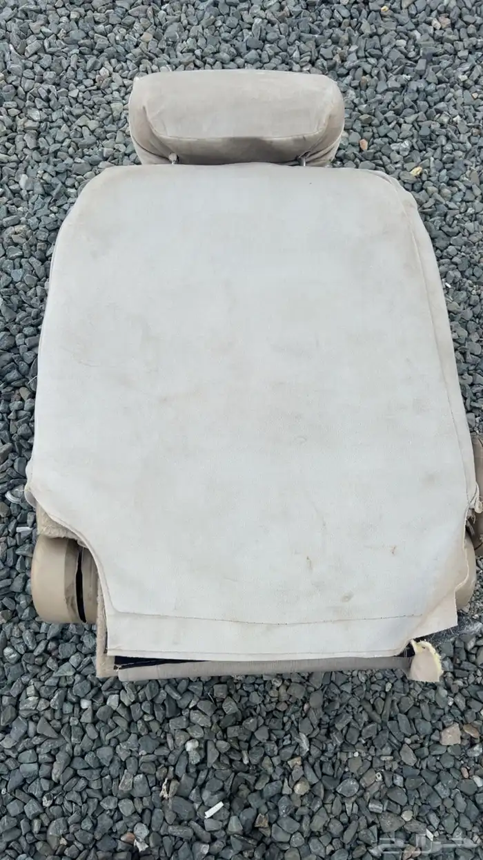 يوجد لدي مقعده جمس منفصلة 5