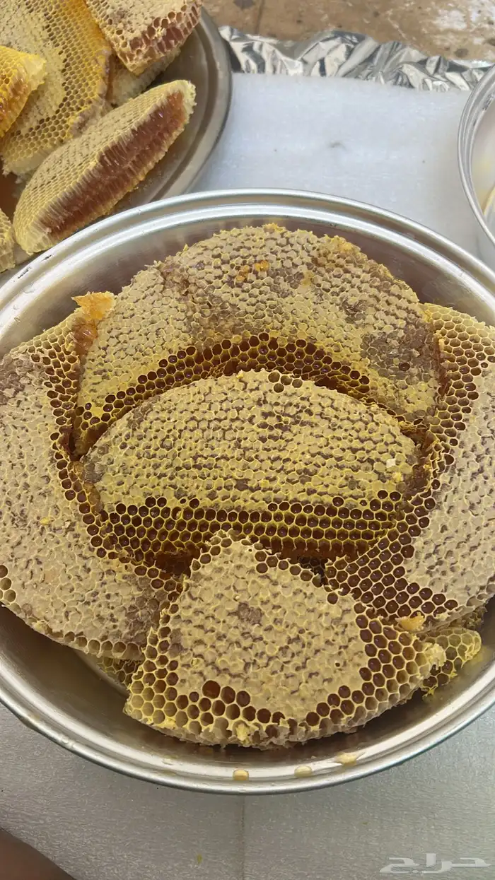 يتوفر لدينا عسل قرض شمع وسائل عالي الجوده 2